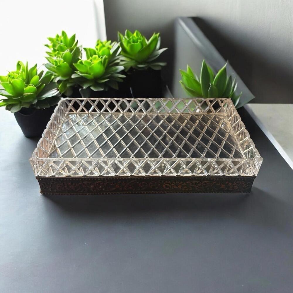 Hand Crafted Acrylic Diamond Pattern Vanity Tray Resin Bottom 9.5 x 5"
